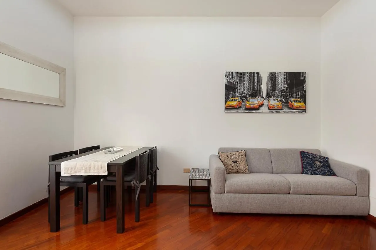 Flat In Citylife Near Metro! Milan Italy