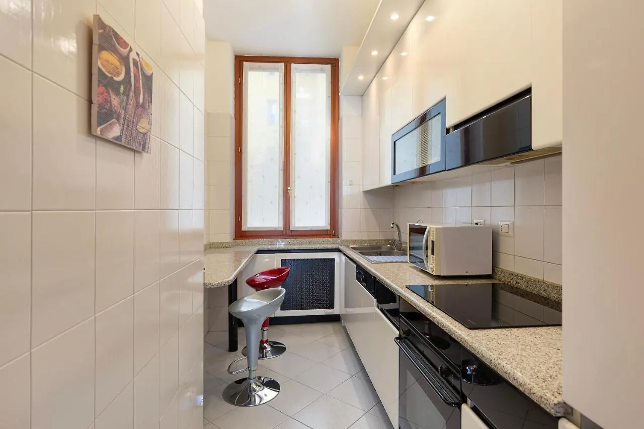 Apartment Flat In Citylife Near Metro! Milan