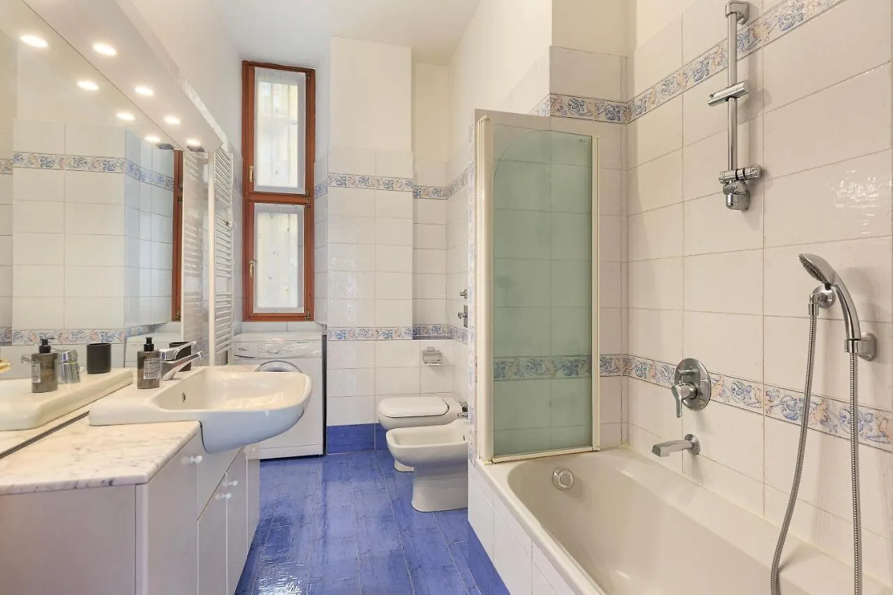 Flat In Citylife Near Metro! Milan Italy